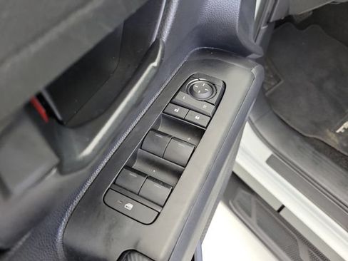 Used 2024 Toyota Tacoma SR RWD image 19