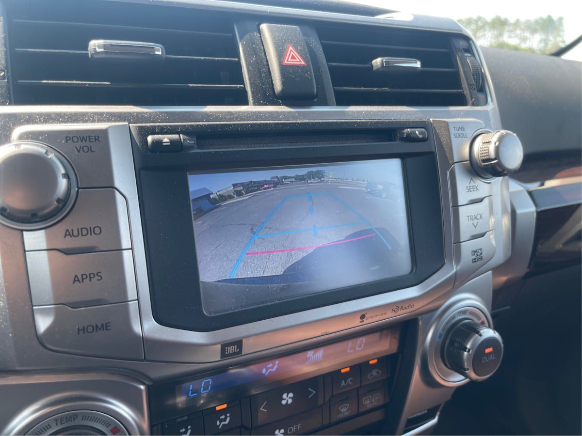 Used 2015 Toyota 4Runner Limited AWD/4WD image 27