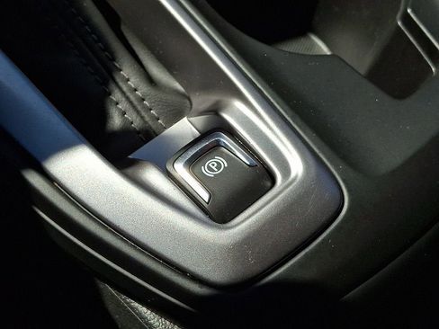 Certified 2024 Chevrolet Trax LS w/ LS Convenience Package image 26