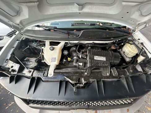 Used 2017 Chevrolet Express 2500 image 11