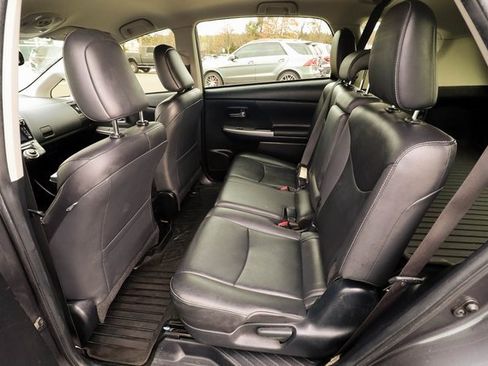 Used 2017 Toyota Prius V Four image 32