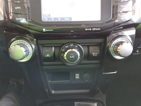 Used 2019 Toyota 4Runner TRD Off-Road AWD/4WD image 57