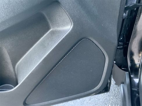 Used 2024 Chevrolet Equinox LT image 23