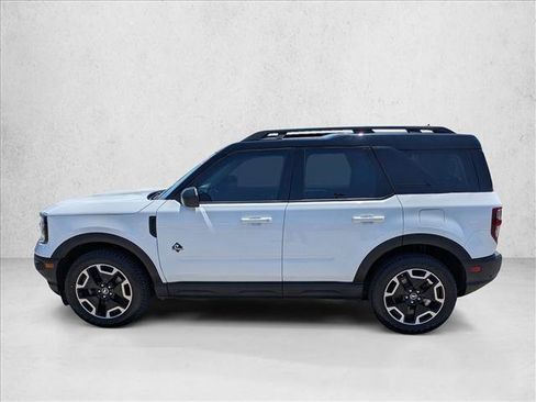 Used 2022 Ford Bronco Sport Outer Banks w/ Tech Package AWD/4WD image 9
