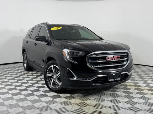 Used 2020 GMC Terrain SLT w/ Preferred Package FWD image 2