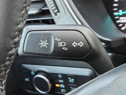 Used 2022 Ford Escape SE w/ Convenience Package FWD image 21