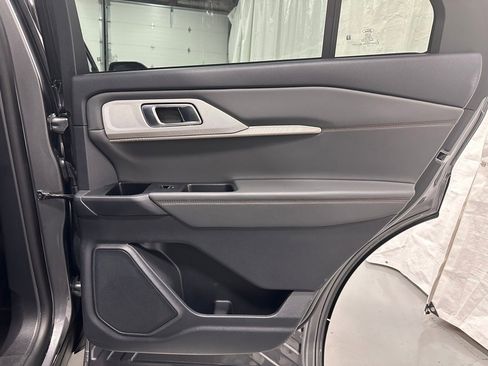 Used 2025 Ford Explorer Active image 46