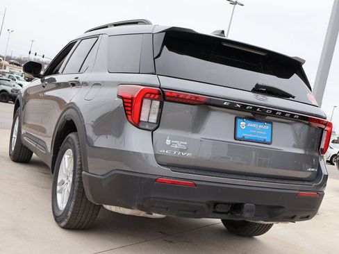 New 2026 Ford Explorer Active image 3