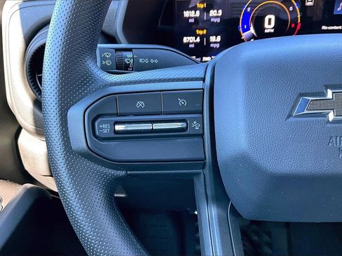 Used 2025 Chevrolet Colorado Trail Boss image 29