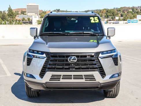 Certified 2025 Lexus GX 550 w/ Accessory Package (2T) AWD/4WD image 2