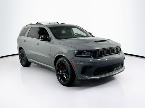 Used 2023 Dodge Durango R/T w/ Tow 'N Go Package AWD/4WD image 3