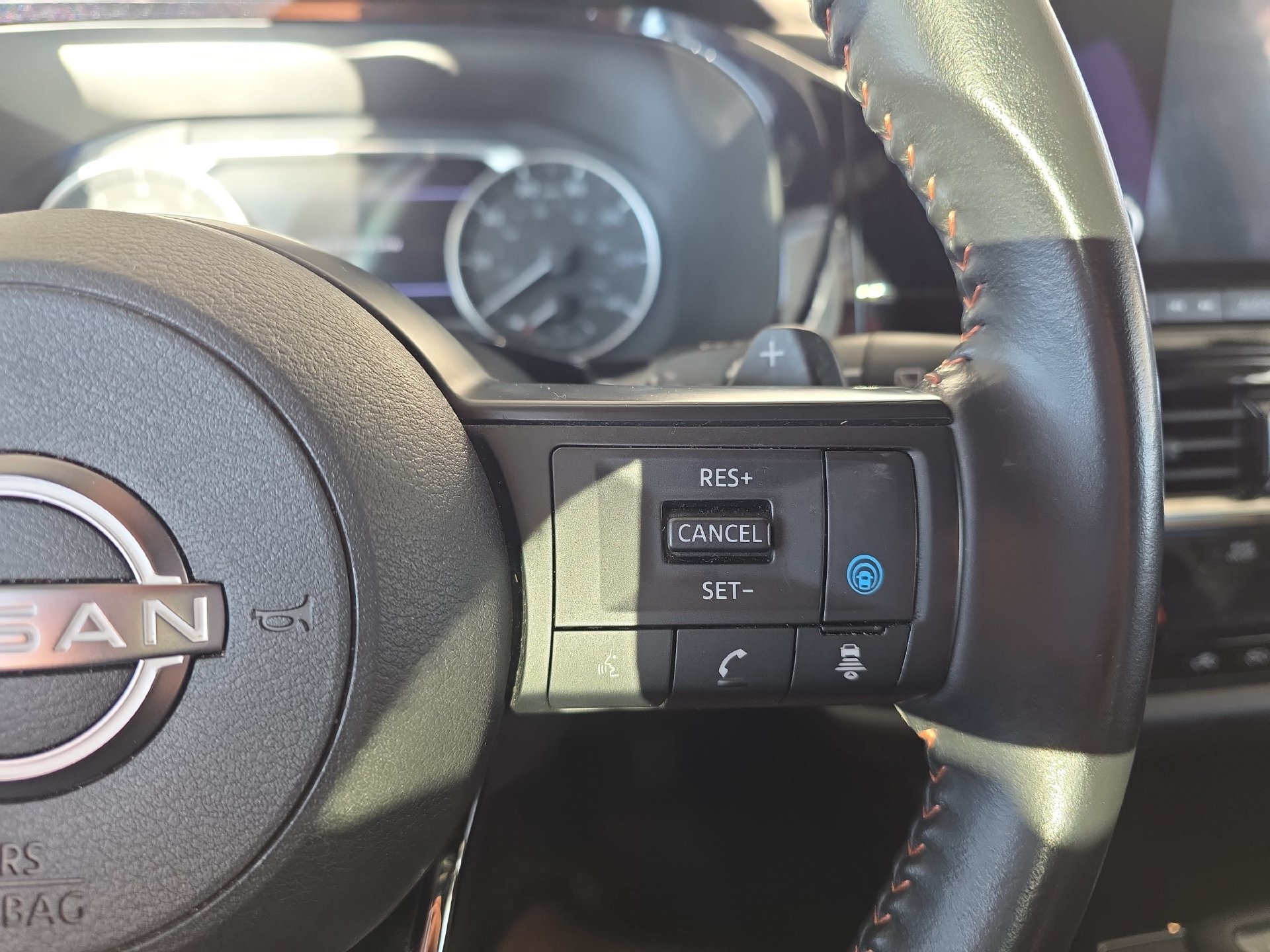 Used 2025 Nissan Pathfinder Rock Creek AWD/4WD image 18