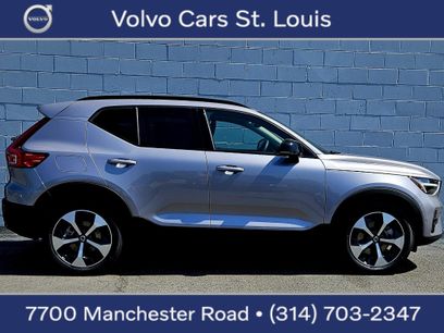 New 2026 Volvo XC40 B5 Plus w/ Protection Package Premier