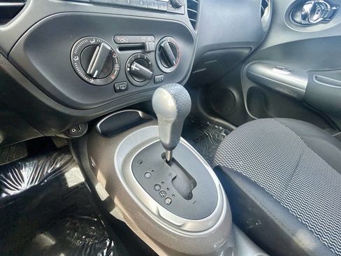 Used 2015 Nissan Juke S AWD/4WD image 23