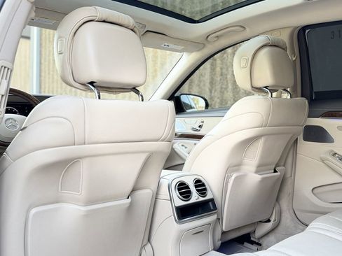 Used 2015 Mercedes-Benz S 550 Sedan image 20
