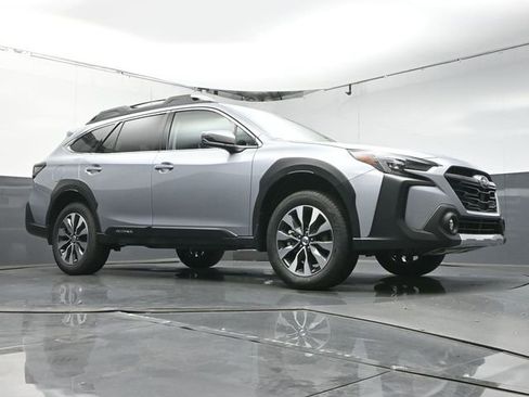 New 2025 Subaru Outback Touring w/ Popular Package #2 image 43