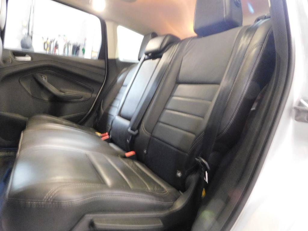 Used 2016 Ford Escape Titanium AWD/4WD image 12