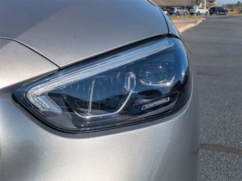 Used 2022 Mercedes-Benz C 300 Sedan image 10