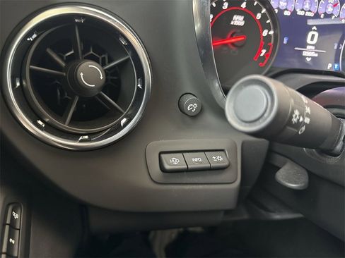 Certified 2022 Chevrolet Camaro SS image 17