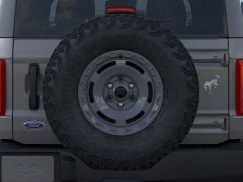 New 2025 Ford Bronco Base w/ Sasquatch Package image 24