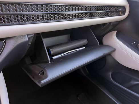 Certified 2023 Honda HR-V LX image 29