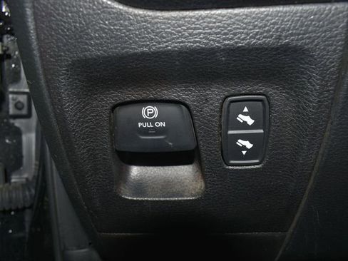 Used 2020 RAM 1500 Big Horn image 15