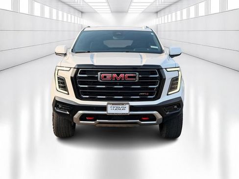 Used 2025 GMC Yukon XL AT4 w/ AT4 Premium Package AWD/4WD image 2