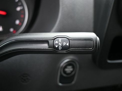 Used 2025 Mercedes-Benz Sprinter 2500 image 17