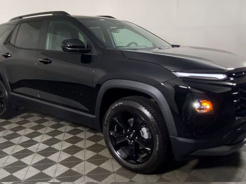 New 2026 Chevrolet Equinox LT w/ Convenience Package II image 3