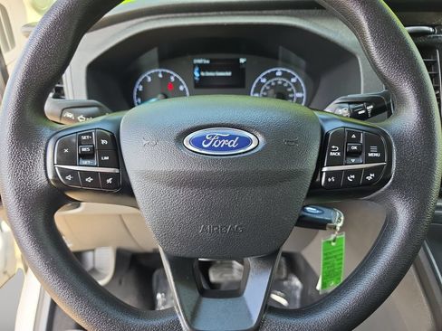 Used 2025 Ford Transit 350 XLT RWD image 12