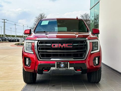 Used 2024 GMC Yukon AT4 w/ Technology Package image 5