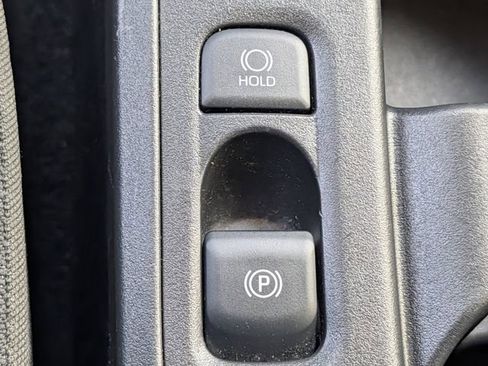 Used 2025 Toyota Corolla LE image 16