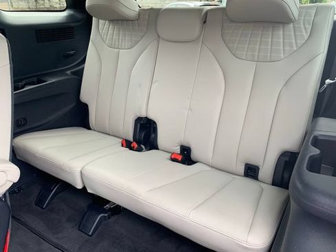 Certified 2024 Hyundai Palisade Limited AWD/4WD image 21