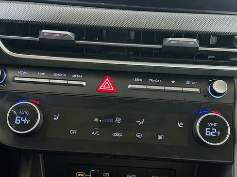 Used 2025 Hyundai Sonata SEL FWD image 24