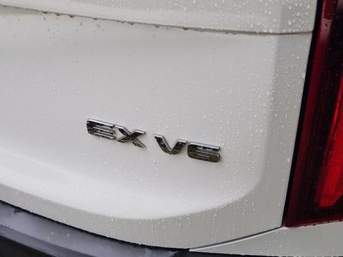 Used 2020 Kia Telluride EX w/ Towing Package FWD image 10