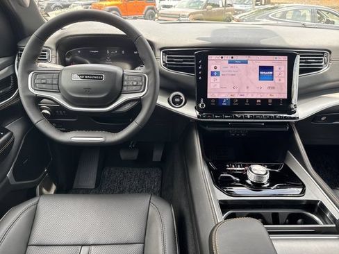 New 2026 Jeep Grand Wagoneer 4WD image 25