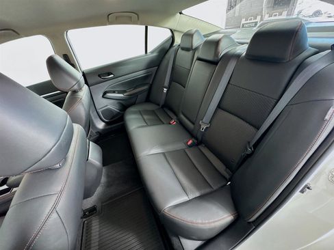 Used 2025 Nissan Altima 2.5 SR image 20