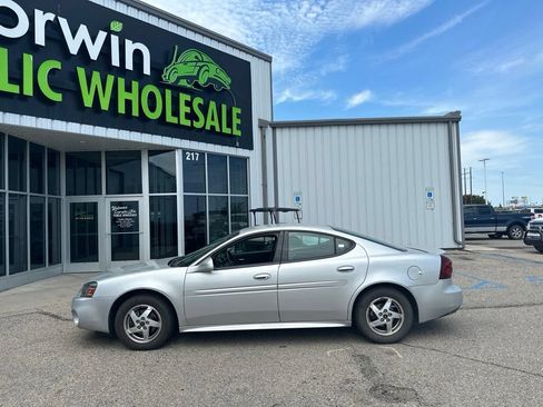 Used 2004 Pontiac Grand Prix GT w/ Drivers Package FWD image 4