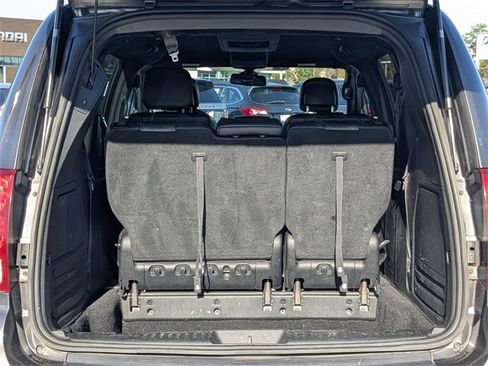 Used 2019 Dodge Grand Caravan GT image 14
