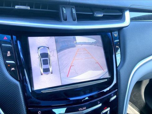 Used 2016 Cadillac XTS Premium FWD image 22