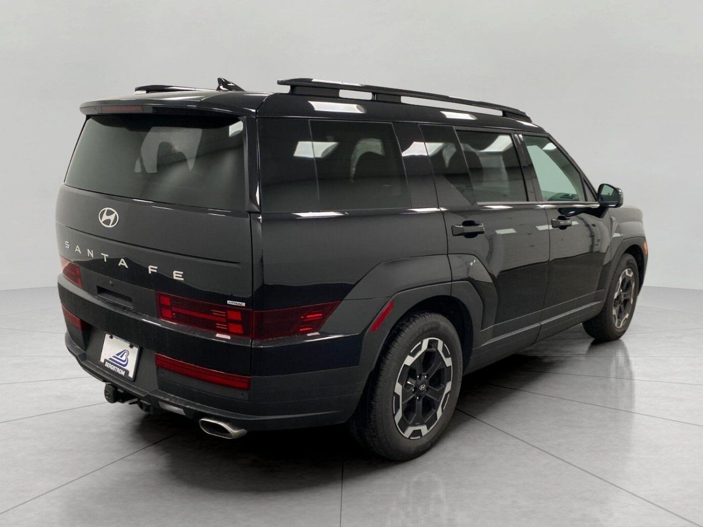 Used 2024 Hyundai Santa Fe SEL AWD/4WD image 4