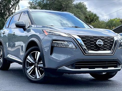 Used 2022 Nissan Rogue SL w/ SL Premium Package FWD image 2