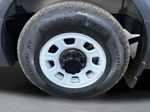 Used 2024 Chevrolet Brightdrop 400 w/ Commercial Equipment Package AWD/4WD image 25