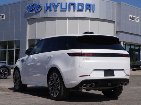 Used 2025 Land Rover Range Rover Sport Autobiography AWD/4WD image 8