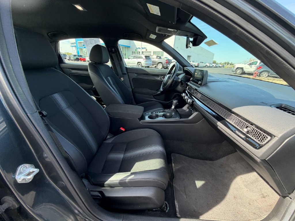 Used 2025 Honda Civic Sport image 22