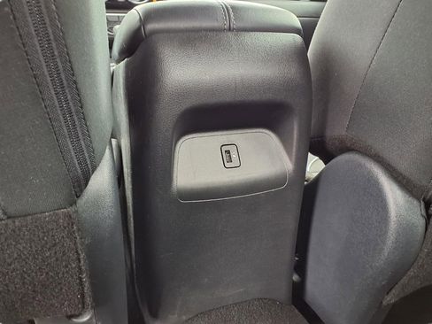 Certified 2024 Nissan Sentra SV FWD image 23