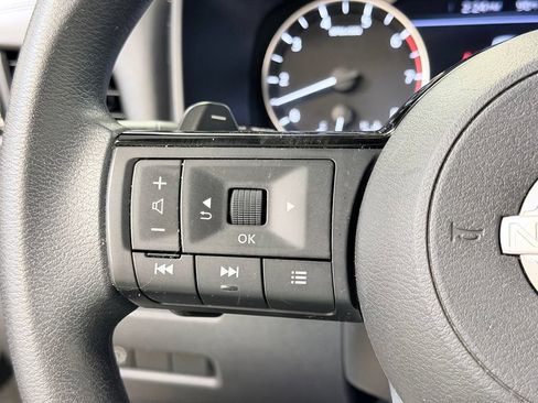 Used 2023 Nissan Rogue SV AWD/4WD image 44