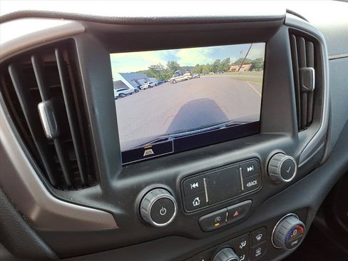 Certified 2024 GMC Terrain AT4 w/ Infotainment Package II AWD/4WD image 15