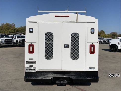 Used 2017 Ford Transit 350 138 image 7