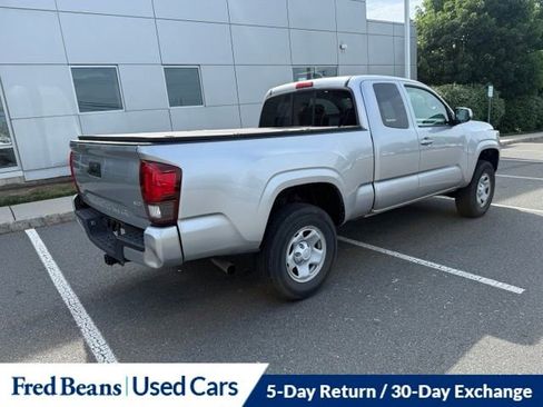 Certified 2023 Toyota Tacoma SR AWD/4WD image 6